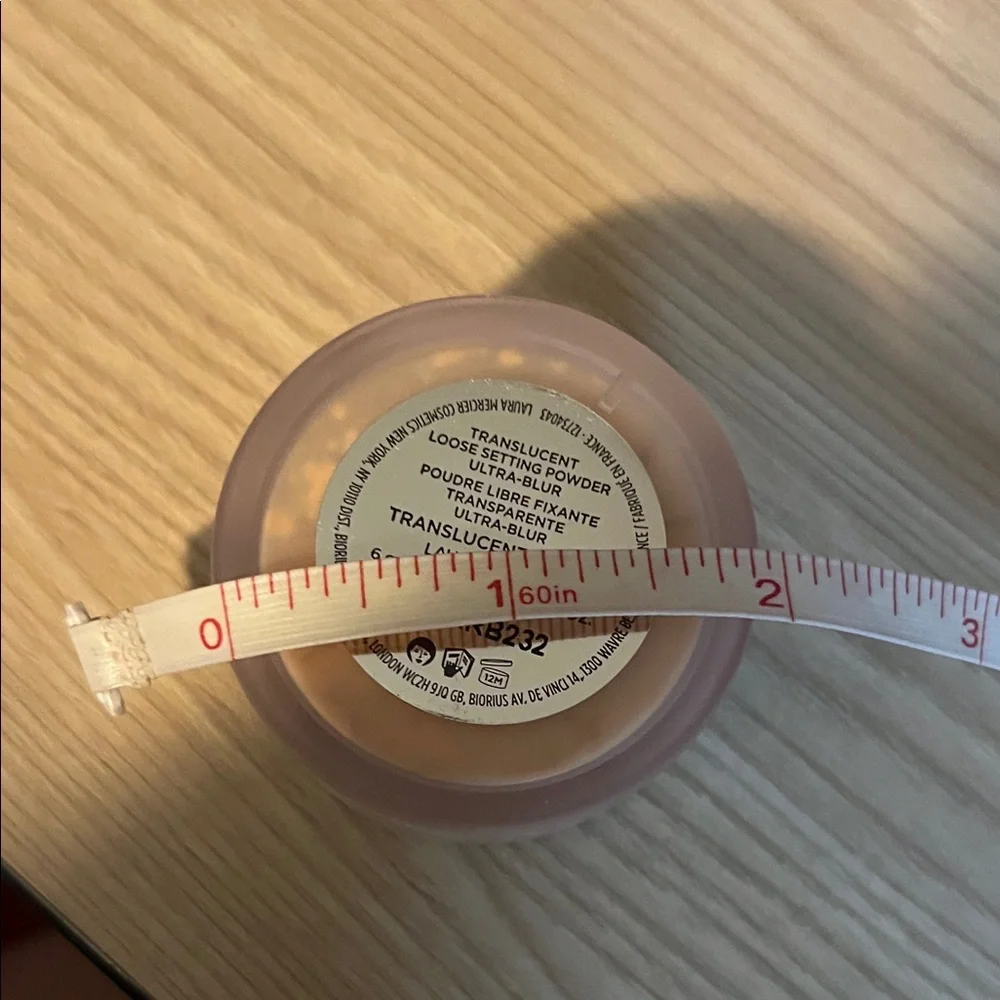 *SALE* Laura Mercier Loose Setting Powder *USED TWICE* - Picture 10 of 13